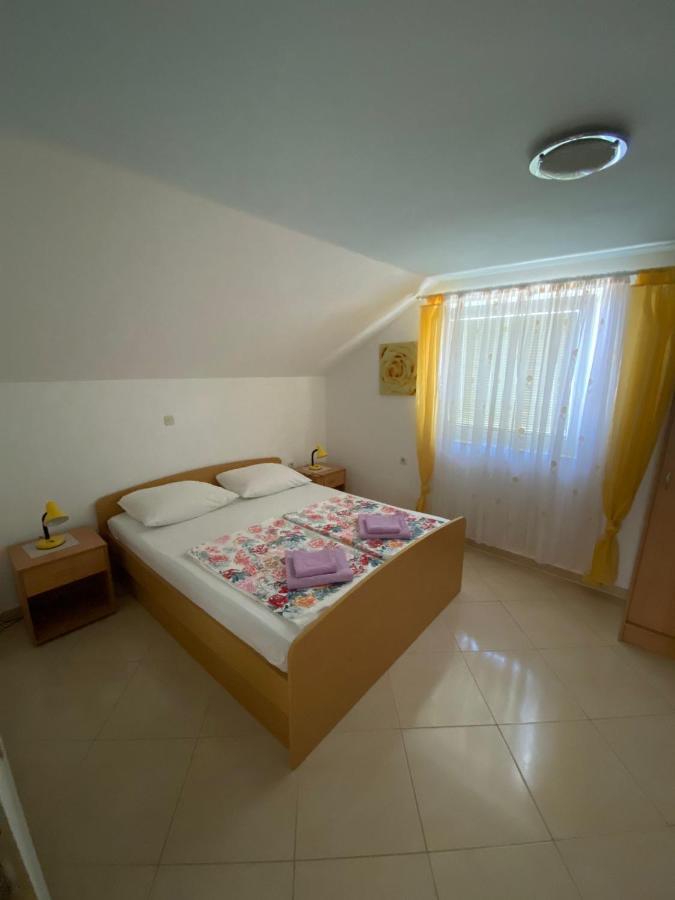 Apartments Mara Orebic Exterior photo